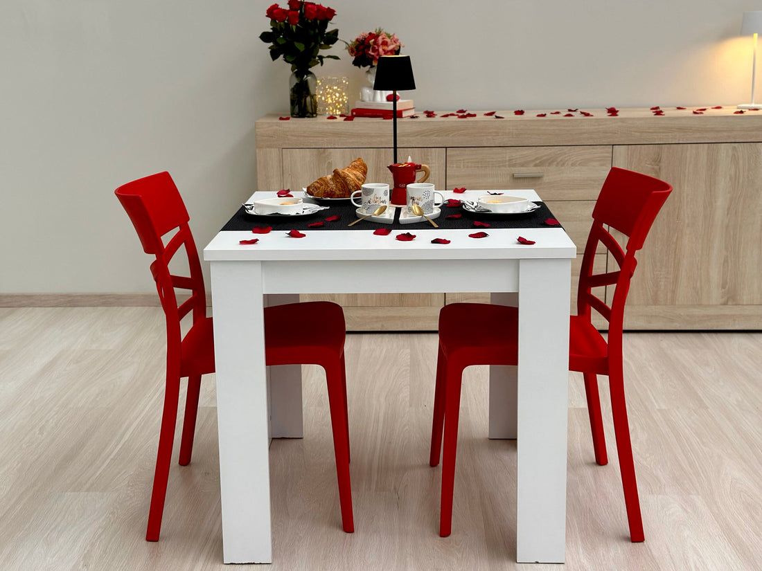 Come realizzare una colazione romantica per San Valentino: idee per decorare la tavola